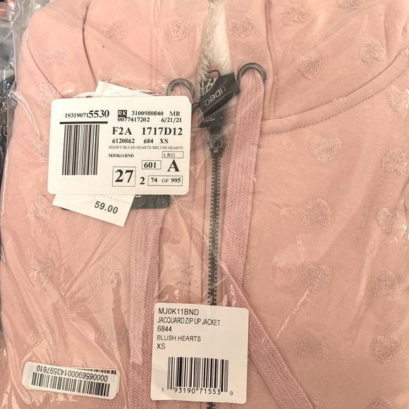 B Collection by Bobeau Blush Hearts Zip Up Hooded Jacquard Jacket Size XS - Picture 6 of 6